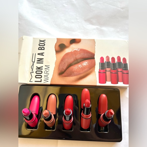 MAC LOOK IN A BOX WARM LIPSTICK CHILI KINDA SEXY PINK PIGEON RUSSIAN RED SEE SHE - Picture 1 of 5